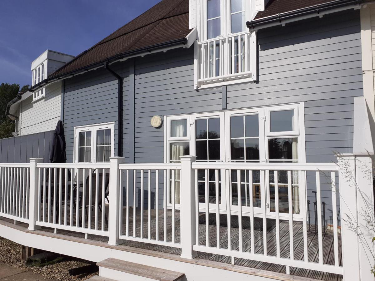 Nyhavn Villa Cirencester Kültér fotó
