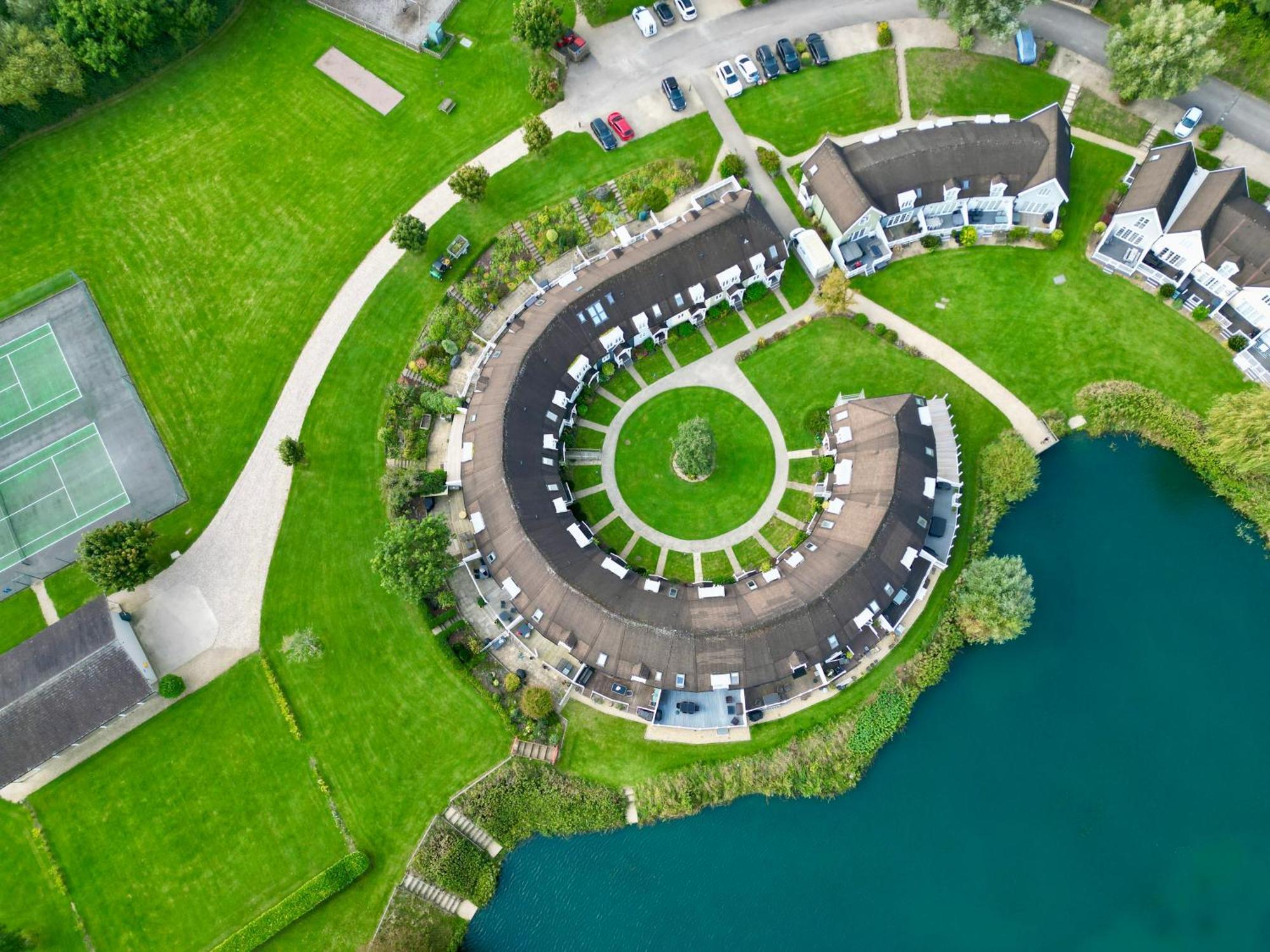 Nyhavn Villa Cirencester Kültér fotó