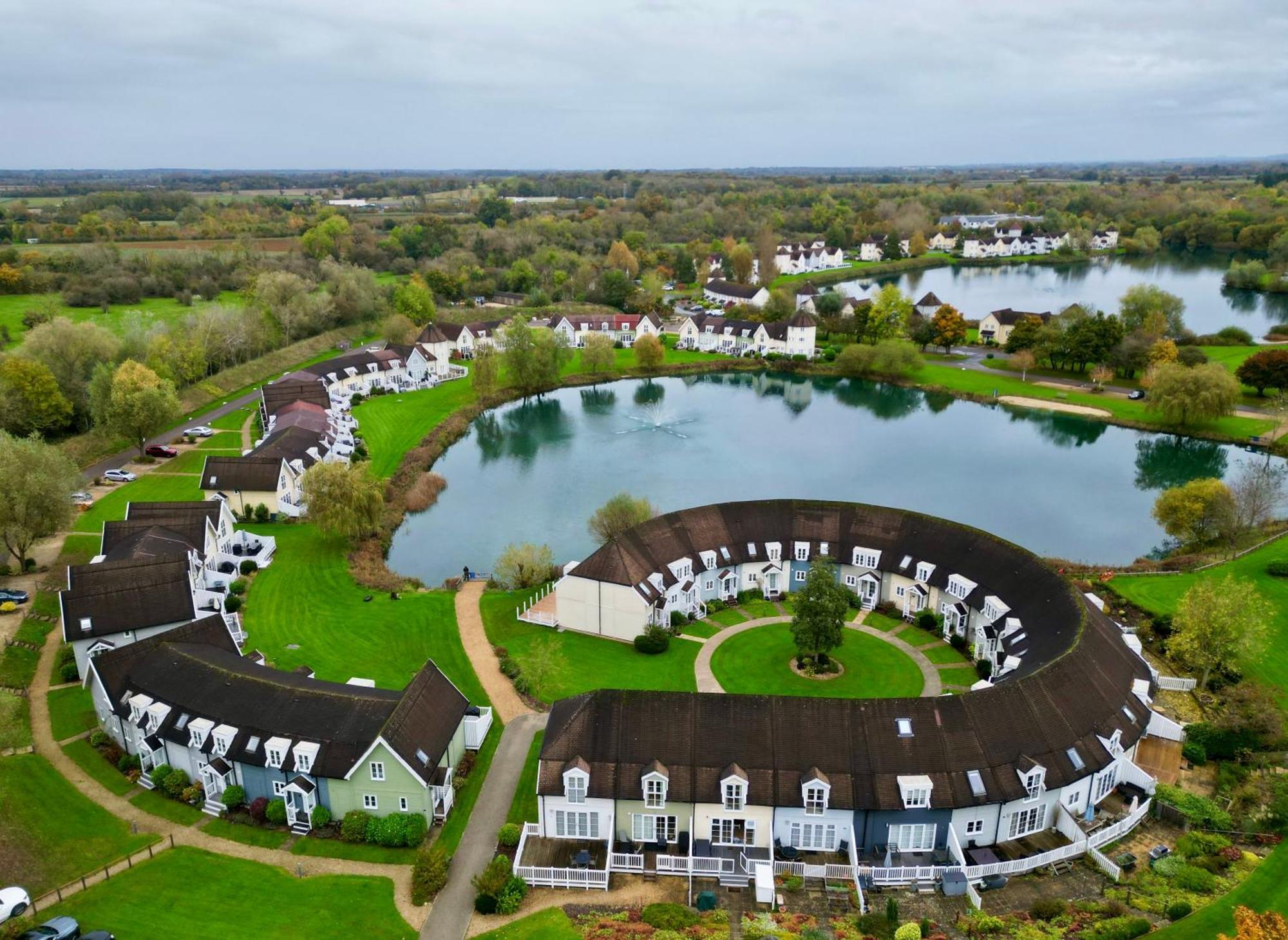 Nyhavn Villa Cirencester Kültér fotó